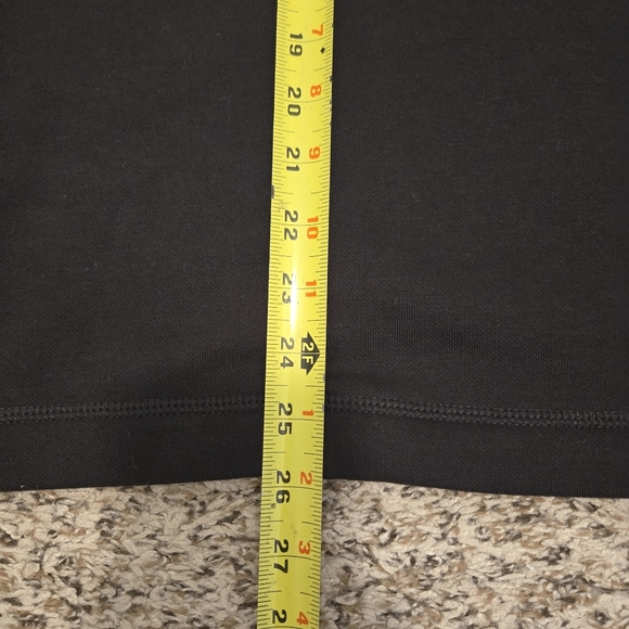 PUMA Women's Fleece Crewneck Sweatshirt Badge Black NWT Size XL - Picture 9 of 16